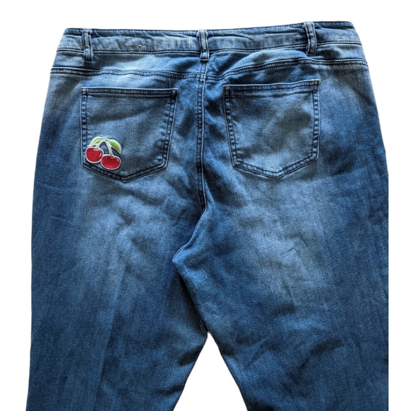 Joe Boxer Denim Blue Stretchy Distressed Jeans, 18W - Picture 5 of 8